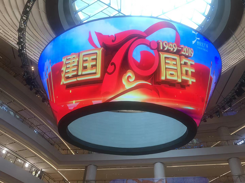 公司花20萬裝修的會(huì)議室，竟被客戶吐槽‘像網(wǎng)吧’？高級(jí)感會(huì)議室的屏幕選擇秘訣”